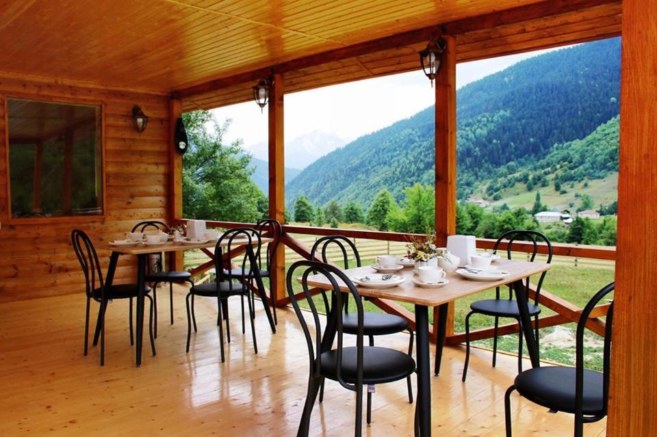 מסטיה Hotel Ushba Hill מראה חיצוני תמונה
